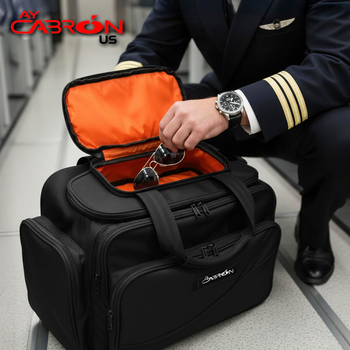 Lightweight Water-Resistant Pilot Flight Deck Bag E221