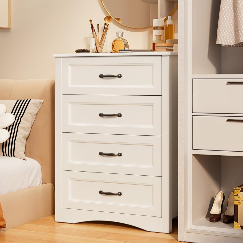 White 4 Drawer Wood Dresser Y63926