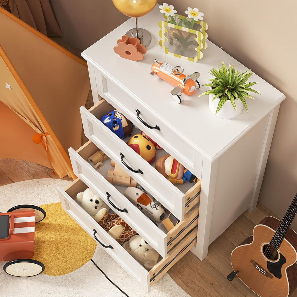 White 4 Drawer Wood Dresser Y63926
